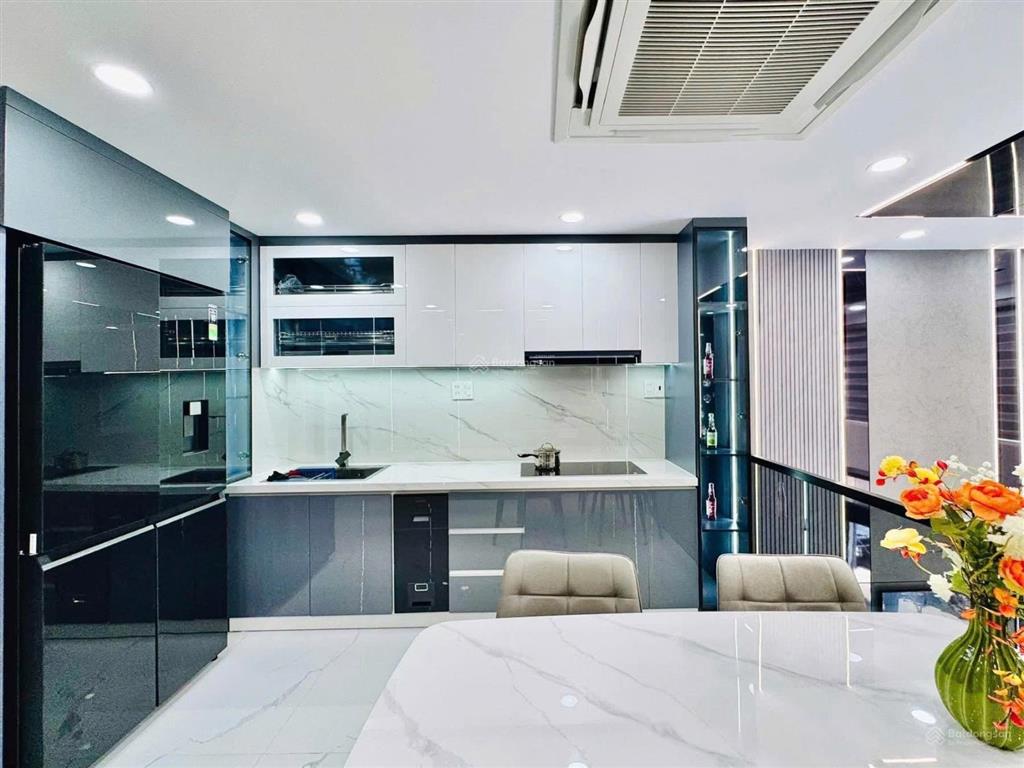 Chủ đi mỹ định cư cần bán nhà đường số 47, thảo điền, quận 2, 60,9m2, 3tỷ990tr