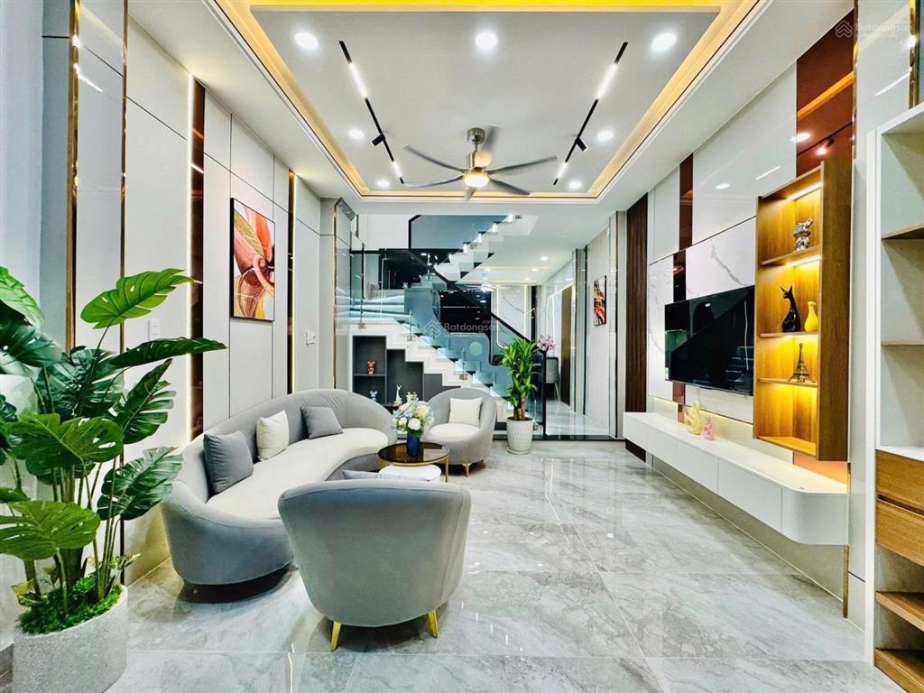 Bán nhà sổ hồng riêng đường hoàng hoa thám, phường 5, bình thạnh, 63m2, 3tỷ590tr