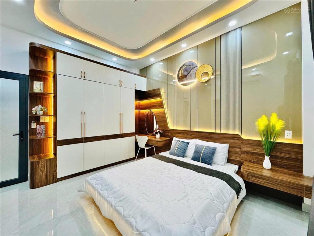 Cực phẩm hẻm xe hơi 5m đường nơ trang long, phường 13, bình thạnh, 67,2m2