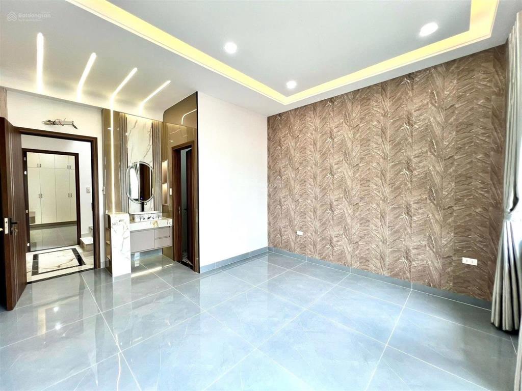 Bán nhà 5 lầu sổ riêng đường kỳ đồng, phường 9, quận 3, 47m2, 4tỷ450tr