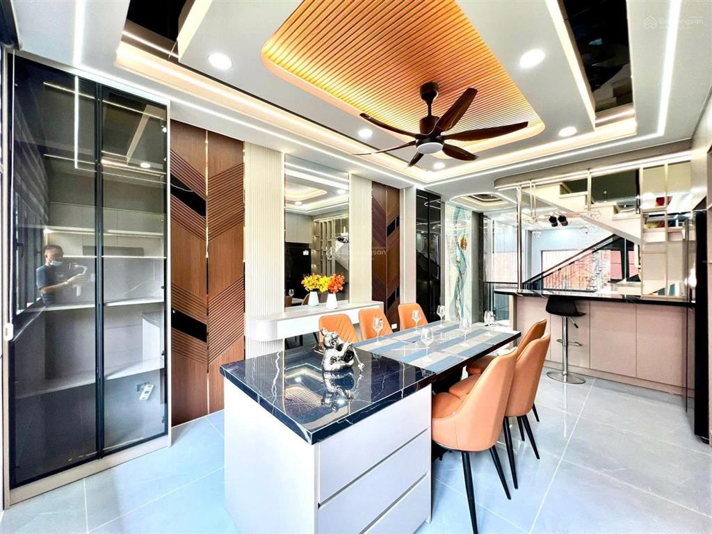Bán nhà 5 lầu sổ riêng đường kỳ đồng, phường 9, quận 3, 47m2, 4tỷ450tr