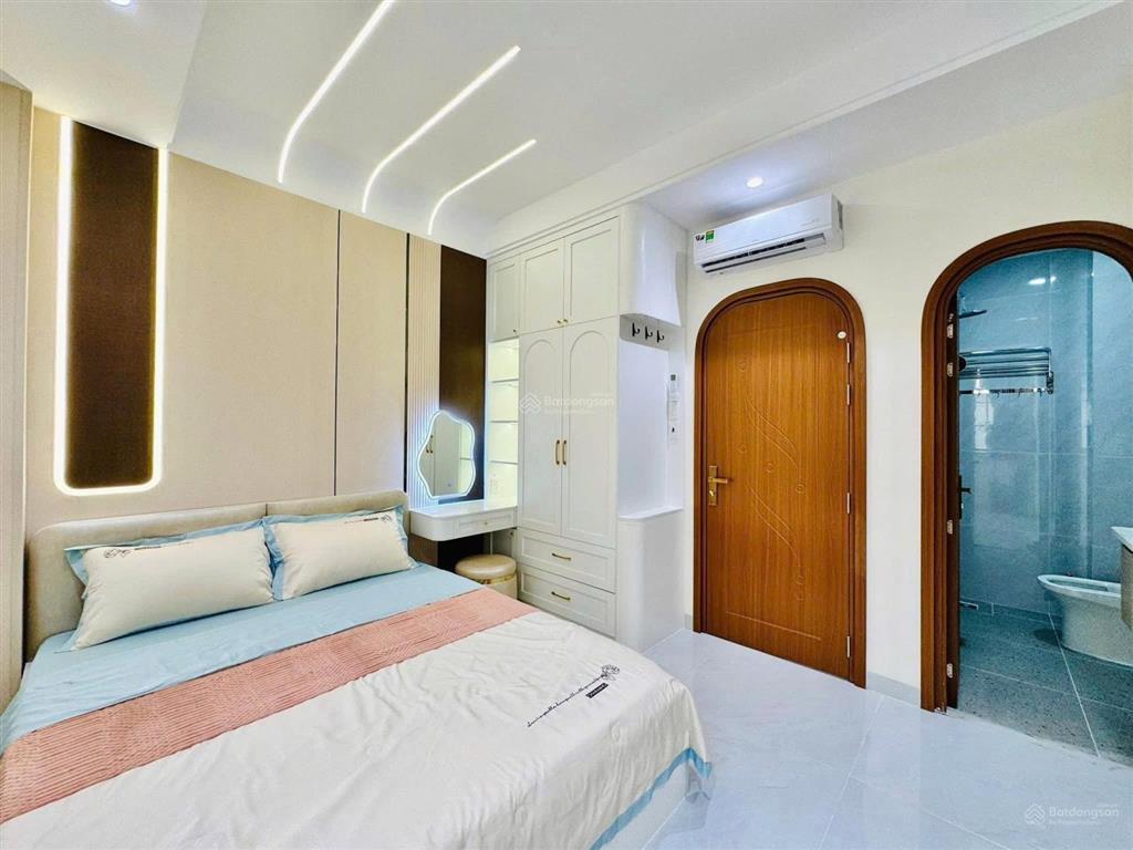 Cần tiền bán gấp nhà sổ hồng riêng đường đoàn văn bơ, phường 14, quận 4, 45,2m2, 3tỷ450tr