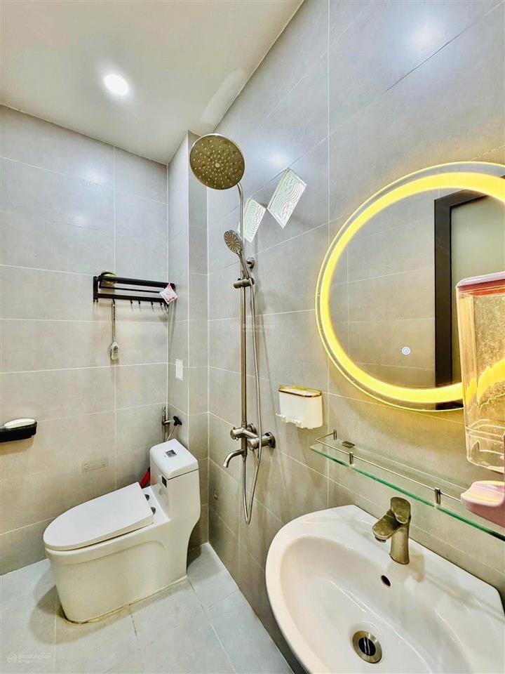Nhà xinh giá mềm! đường lạc long quân, phường 3, quận 11, 34,7m2, 2tỷ550tr
