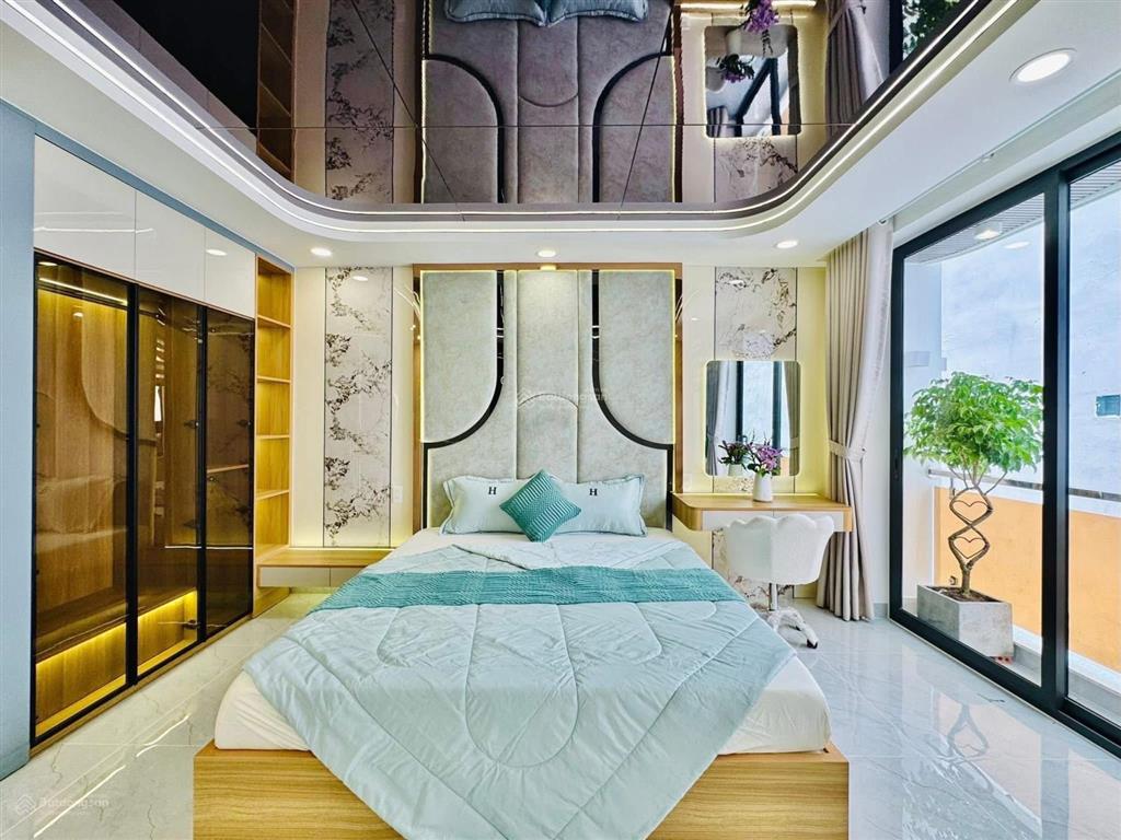 Gấp! giảm mạnh 200tr nhà đường nguyễn tri phương, phường 5, quận 10, 67,9m2, 3tỷ990tr