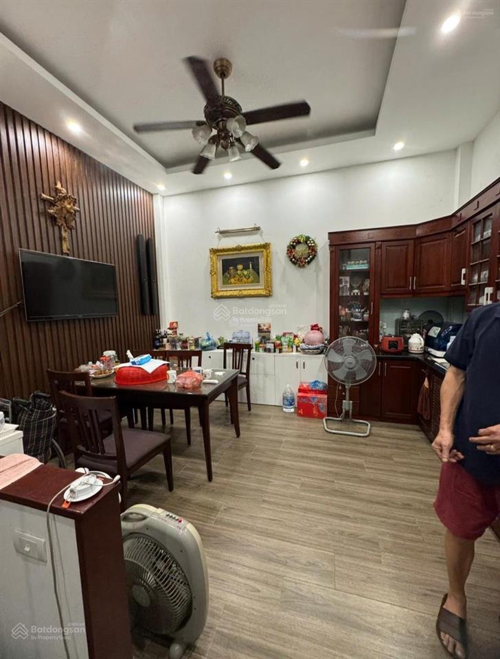 Siêu phẩm mặt phố võ văn dũng thang máy 9 tầng gần hồ hoàng cầu