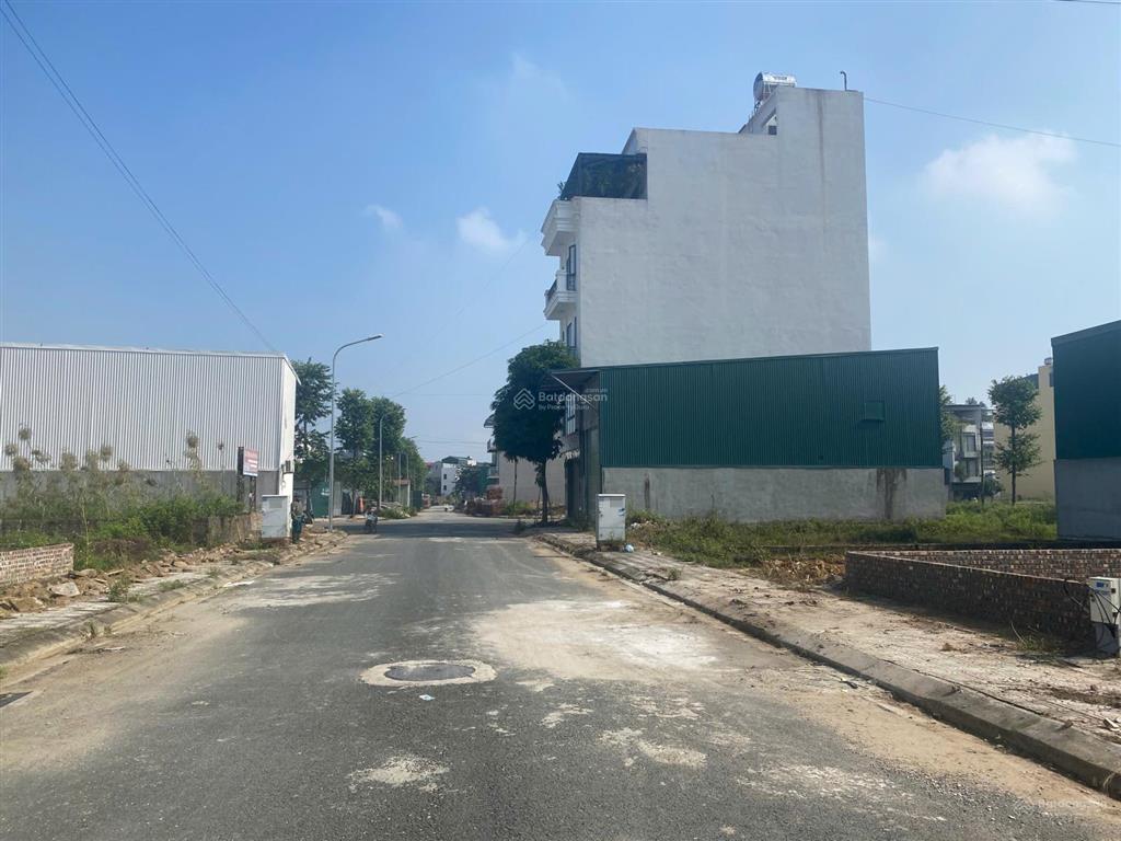 Chính chủ gửi bán lô góc xẻ khe rất đẹp cách mỹ đình chỉ 3km giá đầu tư tại sơn đồng  hà nội