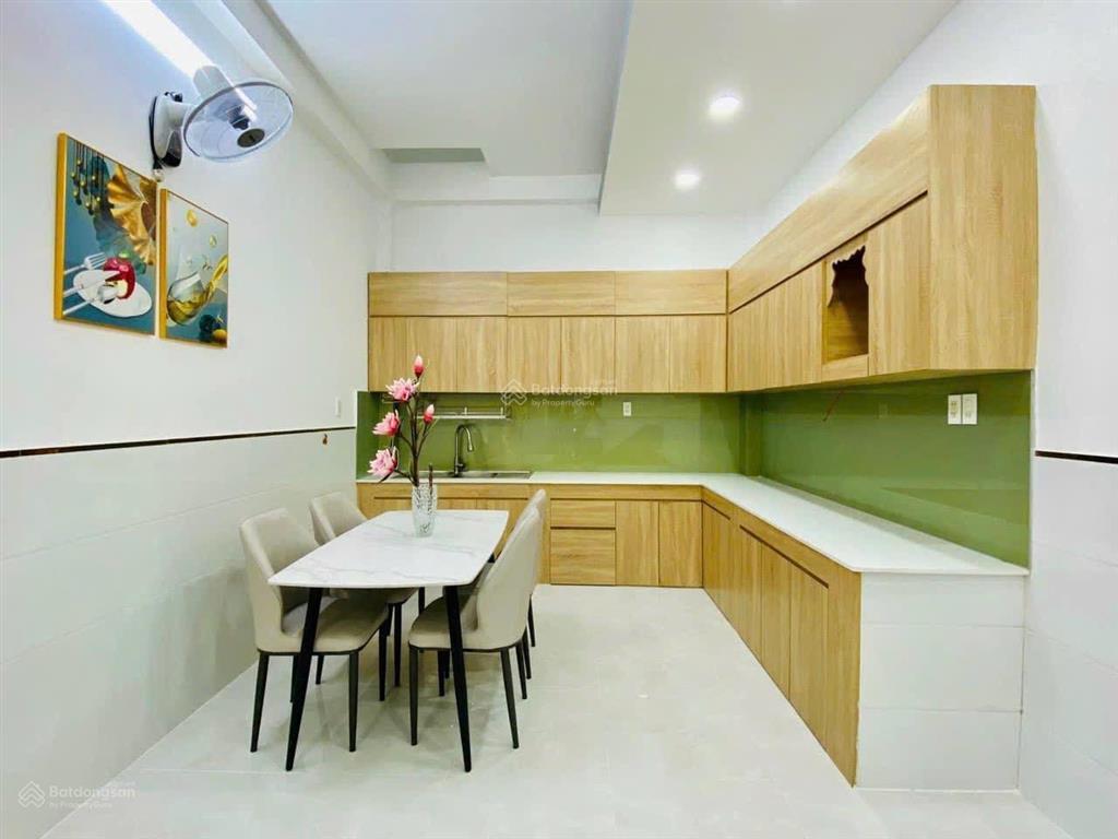 Siêu phẩm nhà 4 tầng 50m2 đường bùi đình tuý phường 24 quận bình thạnh. sổ sẵn