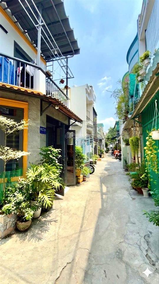 Định cư sang mỹ cần bán gấp căn nhà 41m2 giá 5tỷ380 triệu đường lê văn thọ phường 8 quạn gò vấp
