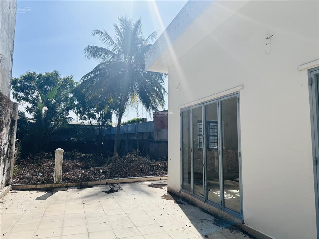 Chính chủ, mặt tiền rộng ql 22, trung tâm củ chi, phù hợp villa, quán cà phê, nhà hàng, kho bãi