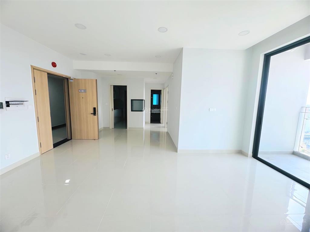 Bán lỗ căn hộ d  homme quận 6, căn góc 110m2, 3pn, sổ hồng lâu dài nhận nhà ở ngay