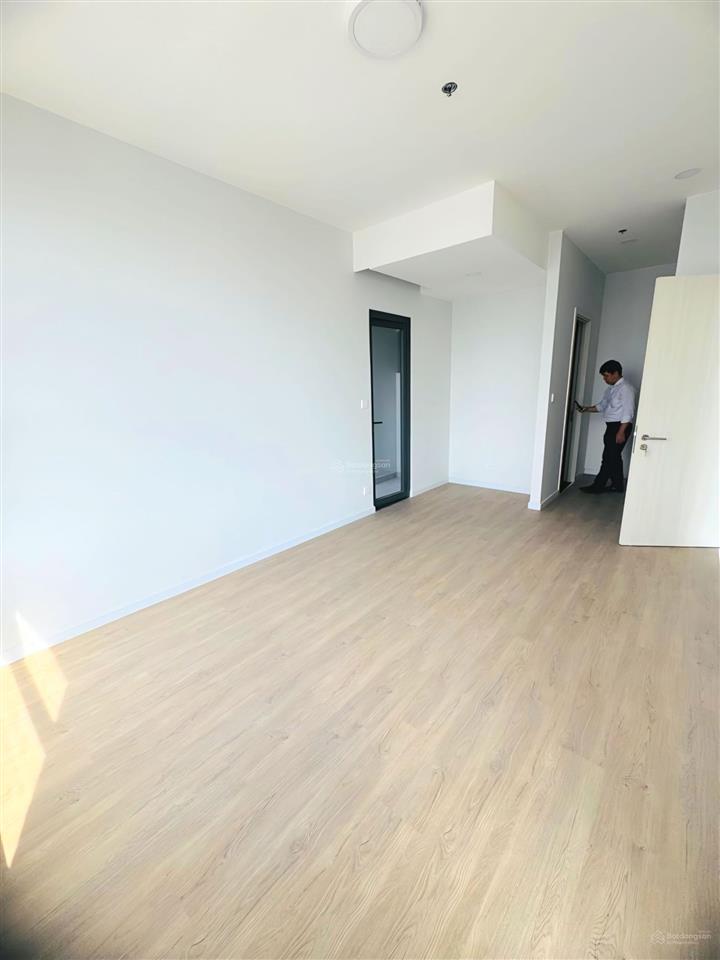 Bán lỗ căn hộ d  homme quận 6, căn góc 110m2, 3pn, sổ hồng lâu dài nhận nhà ở ngay