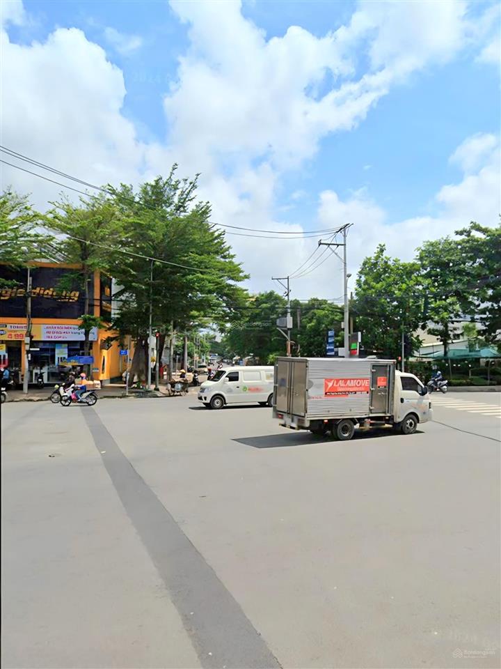 Đất lớn gần 400m2 full thổ mt đường số 7, khu vip tên lửa, bình tân, đường rộng 60m, giá thỏa thuận