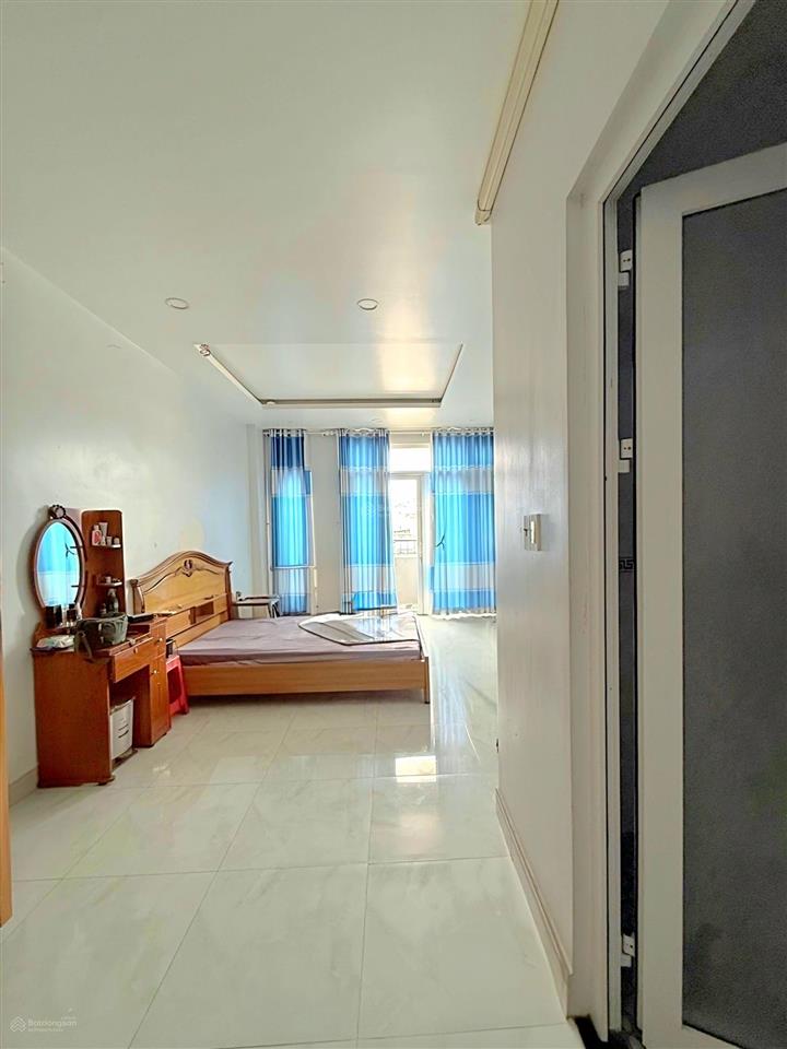 Khu vip tên lửa, chỉ hơn 8 tỷ, nhà 4 tầng mới đẹp, sát cv phú lâm, aeon mall, giáp quận 6