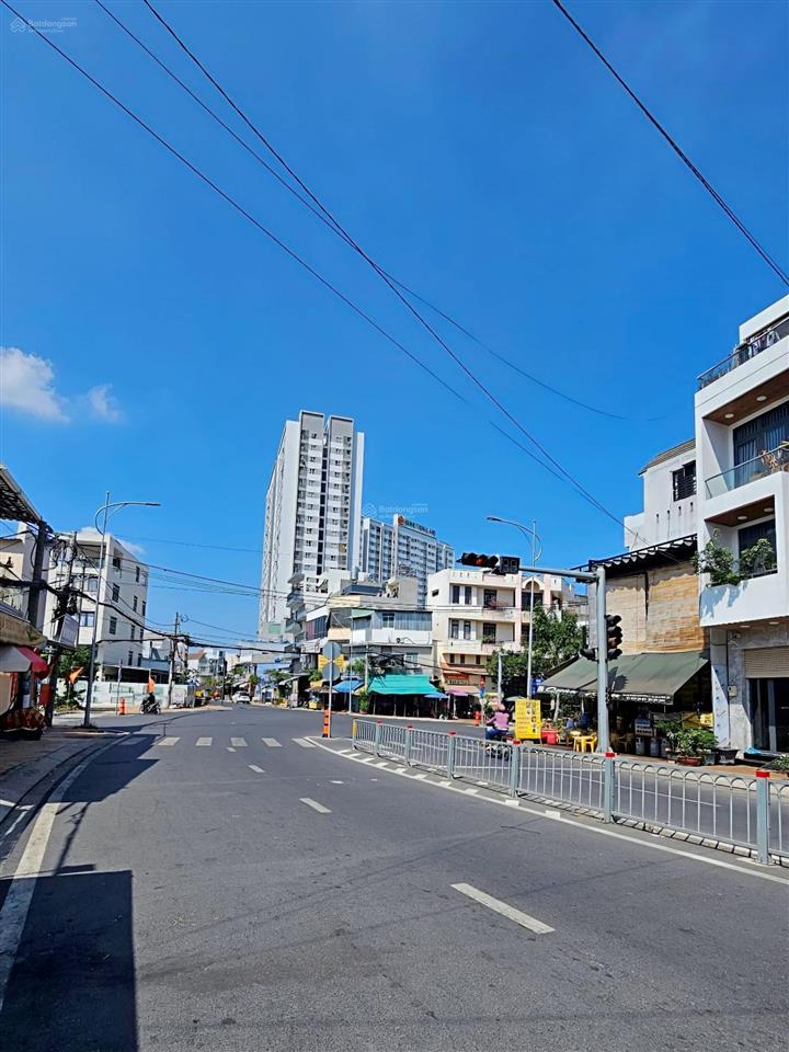 Đất lớn 5x20m, full thổ cư, hẻm ôtô thông, ngay aeon mall bình tân, khu tên lửa, chỉ nhỉnh 5 tỷ