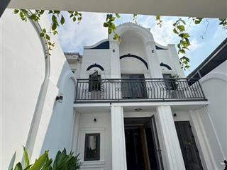Nhà 117,2m2 (ngang 6m),mặt tiền kinh doanh gần vincom 550 dĩ an,tp dĩ an