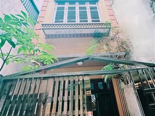 Bán nhà riêng giá tốt tại ngõ lương sử c, 9,8 tỷ, 43m2, 3pn + 4wc, hà nội