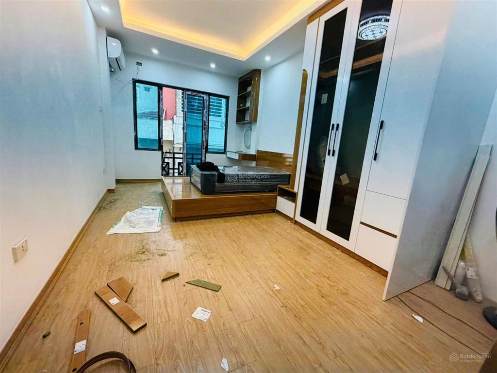 Bán nhà riêng tại phố quan nhân, 9,85 tỷ, 26m2, đẹp, nhiều tiện ích chỉ với