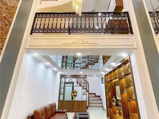 Bán nhà riêng tại giáp nhất, 10,9 tỷ, 45 m2, 5pn, 4wc, giá siêu hời uy tín