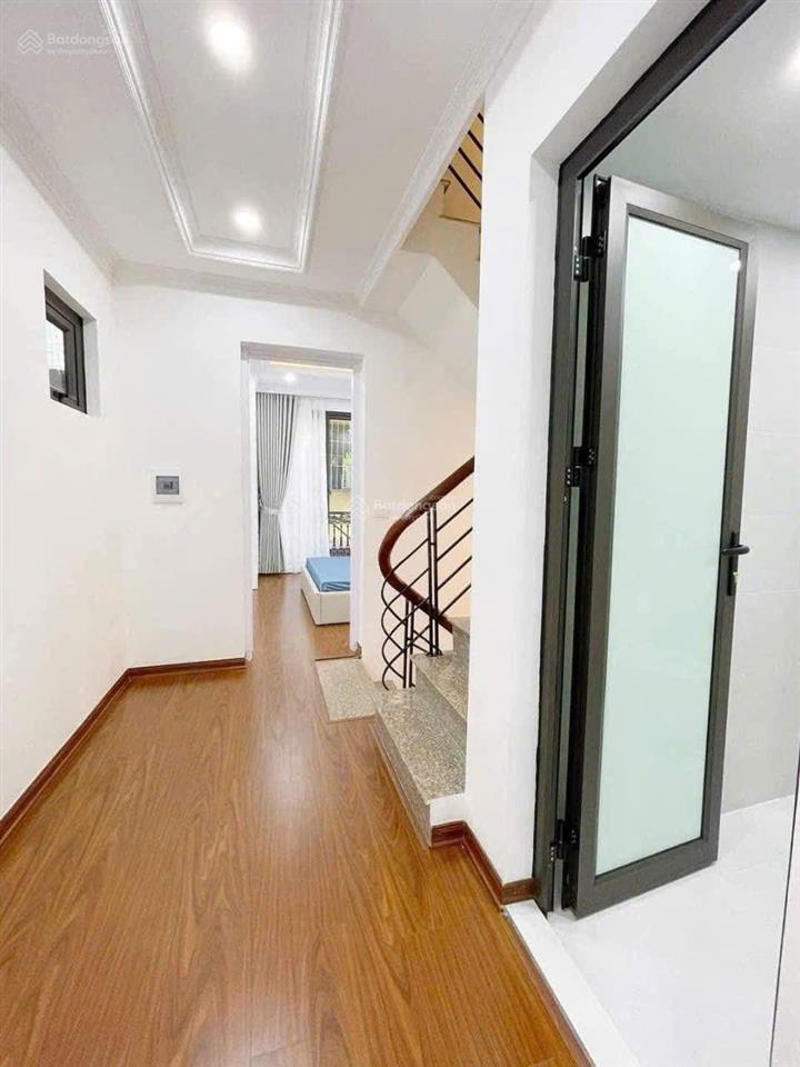 Bán nhà riêng tại giáp nhất, 10,9 tỷ, 45 m2, 5pn, 4wc, giá siêu hời uy tín