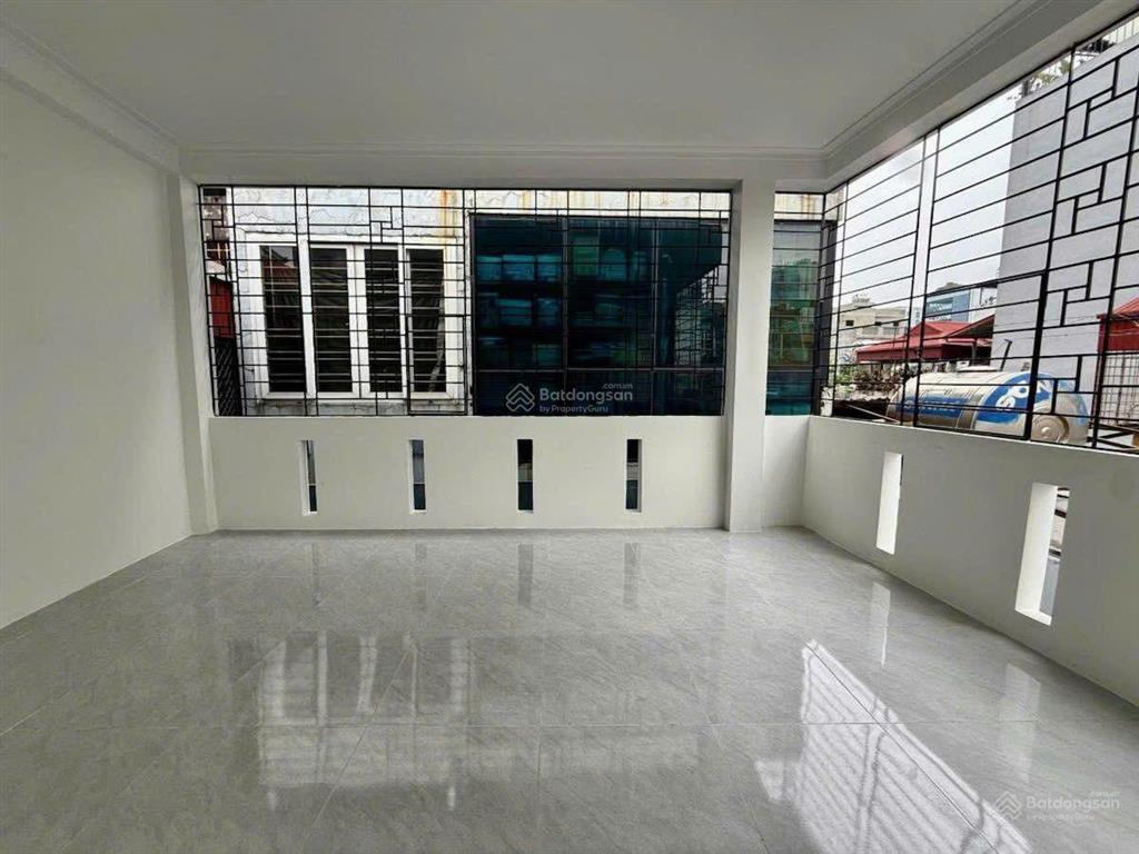 Bán nr view đẹp tại phố trung liệt, 10,9 tỷ, 32m2, 3pn, 3wc, 5 tầng, mặt tiền 6.3m