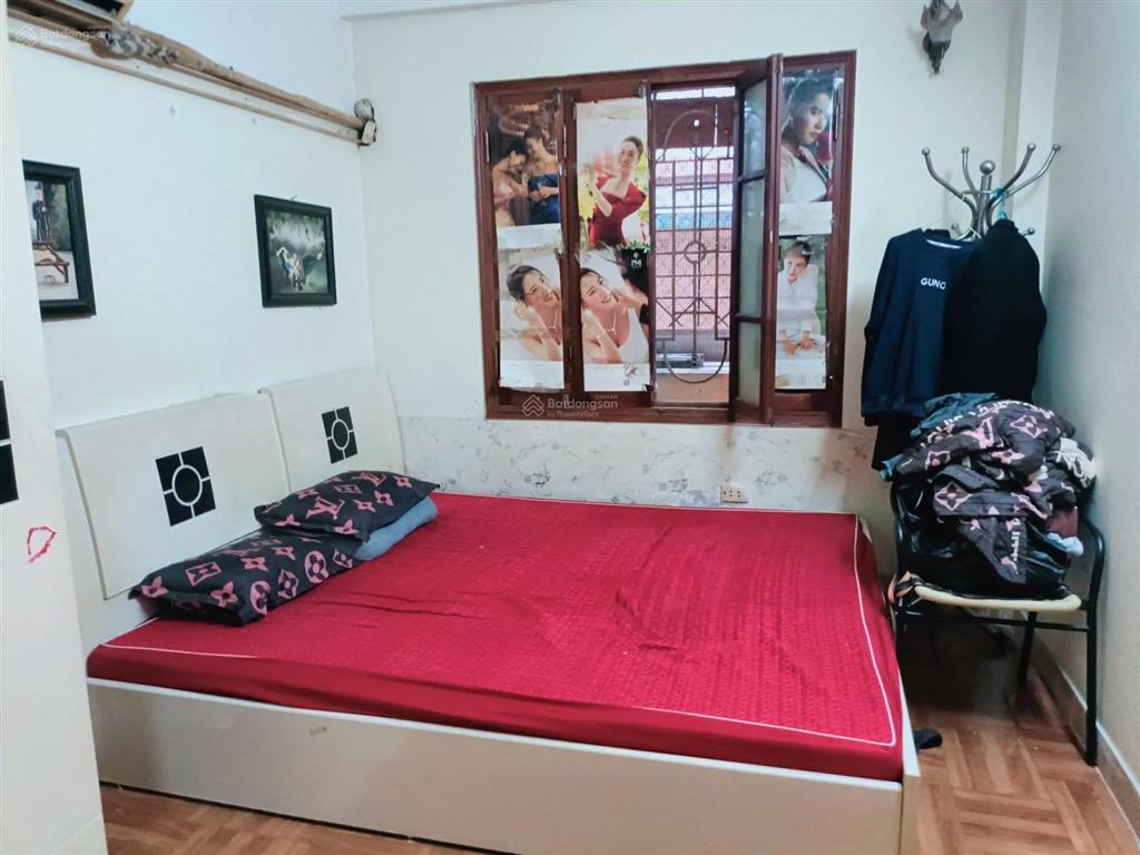 Căn hộ cho thuê tại đặng văn ngữ, 9,5 triệu, 100m2, 4pn, 2wc, đầy đủ tiện nghi