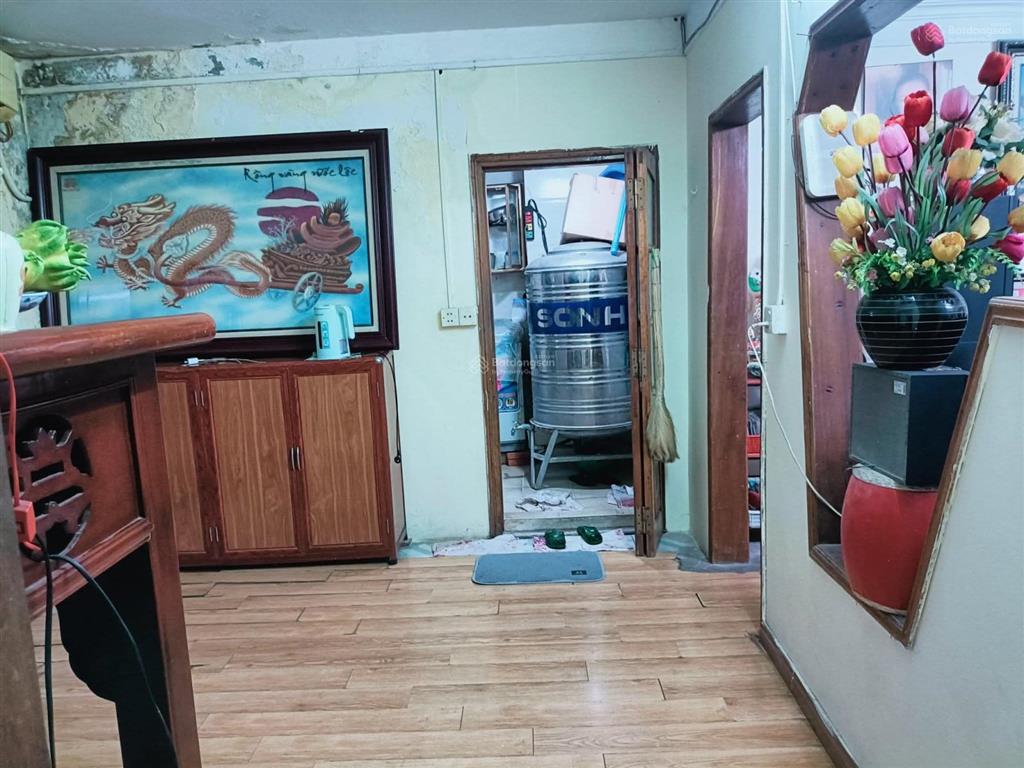 Căn hộ cho thuê tại đặng văn ngữ, 9,5 triệu, 100m2, 4pn, 2wc, đầy đủ tiện nghi
