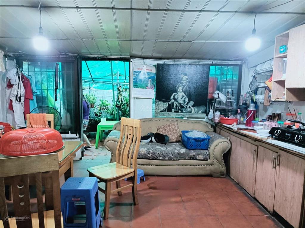 Căn hộ cho thuê tại đặng văn ngữ, 9,5 triệu, 100m2, 4pn, 2wc, đầy đủ tiện nghi