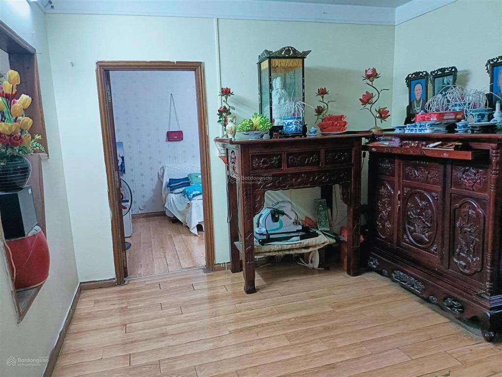 Căn hộ cho thuê tại đặng văn ngữ, 9,5 triệu, 100m2, 4pn, 2wc, đầy đủ tiện nghi
