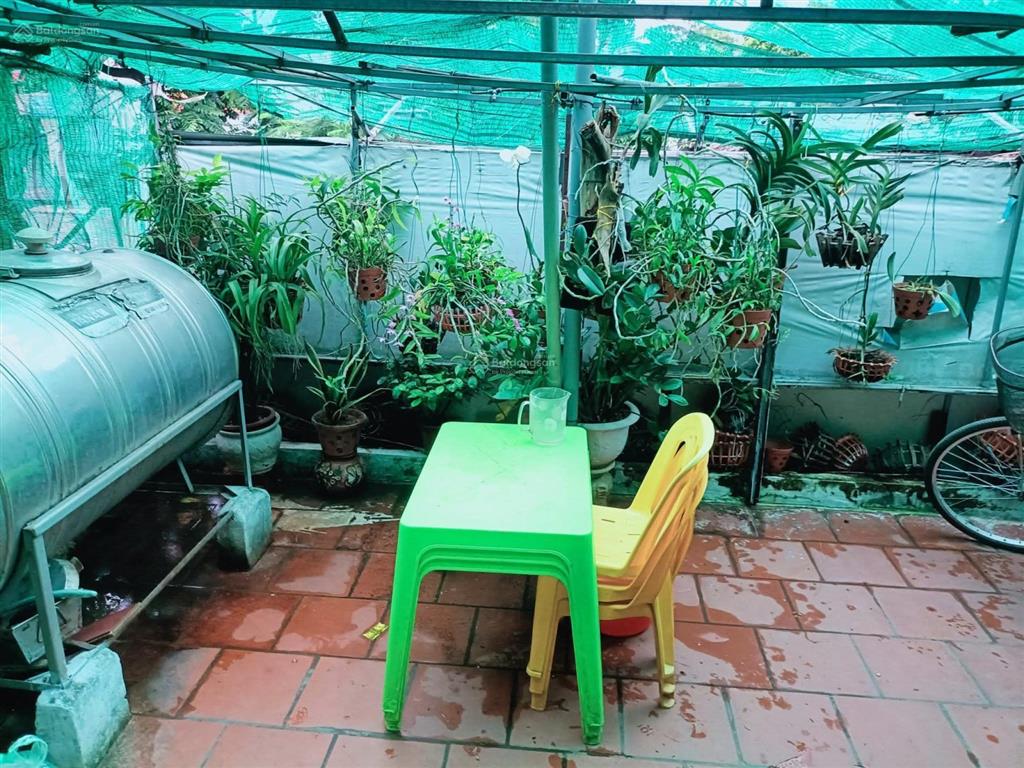 Căn hộ cho thuê tại đặng văn ngữ, 9,5 triệu, 100m2, 4pn, 2wc, đầy đủ tiện nghi