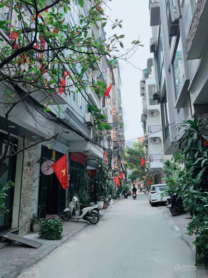 Bán nhà riêng tại phố xã đàn, giá siêu hời 19,5 tỷ, 35m2, 6 tầng, 3pn, 4wc