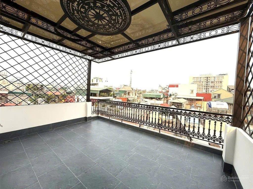Bán nhà riêng tại hào nam, 18 tỷ, 58m2, chính chủ, view đẹp