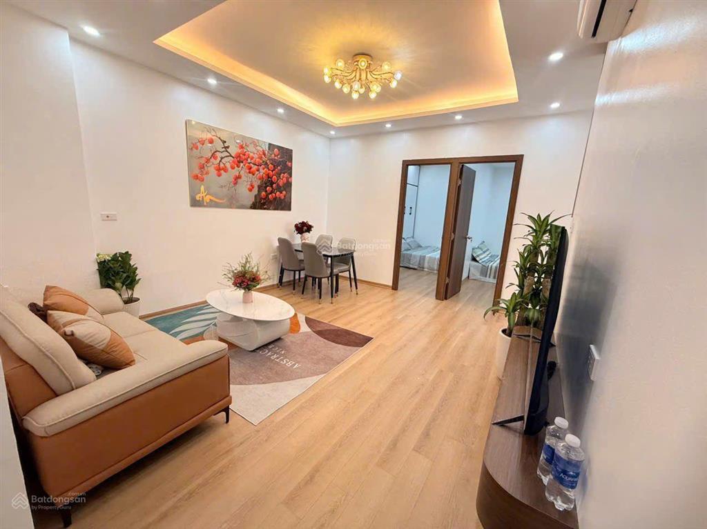 Bán căn hộ chung cư giá cực chất tại phố hoàng đạo thúy, 5,4 tỷ, 51m², 3pn, 2wc