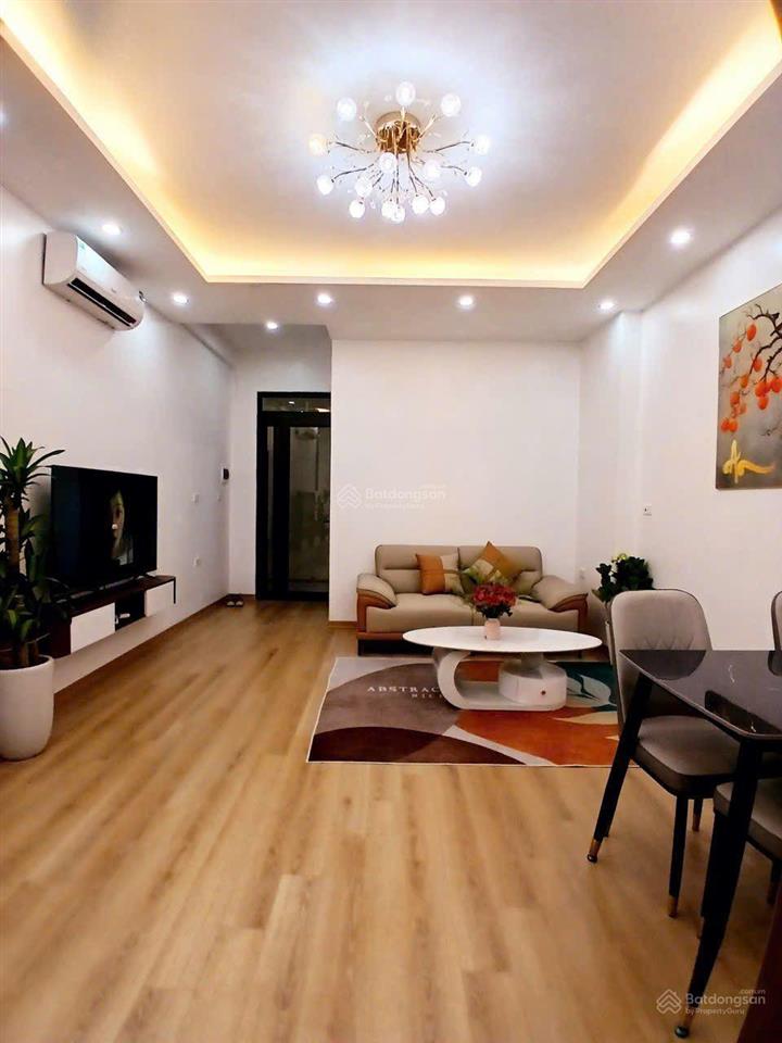 Bán căn hộ chung cư giá cực chất tại phố hoàng đạo thúy, 5,4 tỷ, 51m², 3pn, 2wc