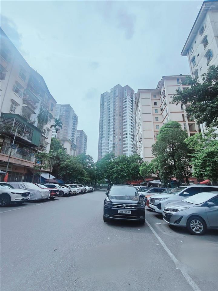 Bán căn hộ chung cư giá cực chất tại phố hoàng đạo thúy, 5,4 tỷ, 51m², 3pn, 2wc