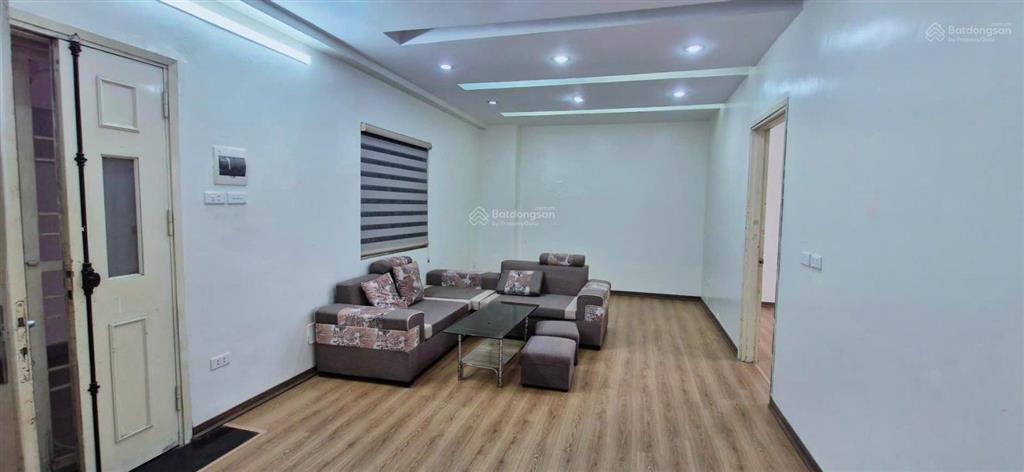 Bán cc 3pn 2wc tại số 46, ngõ 230 lạc trung, giá cực chất 7,35 tỷ, 103m2