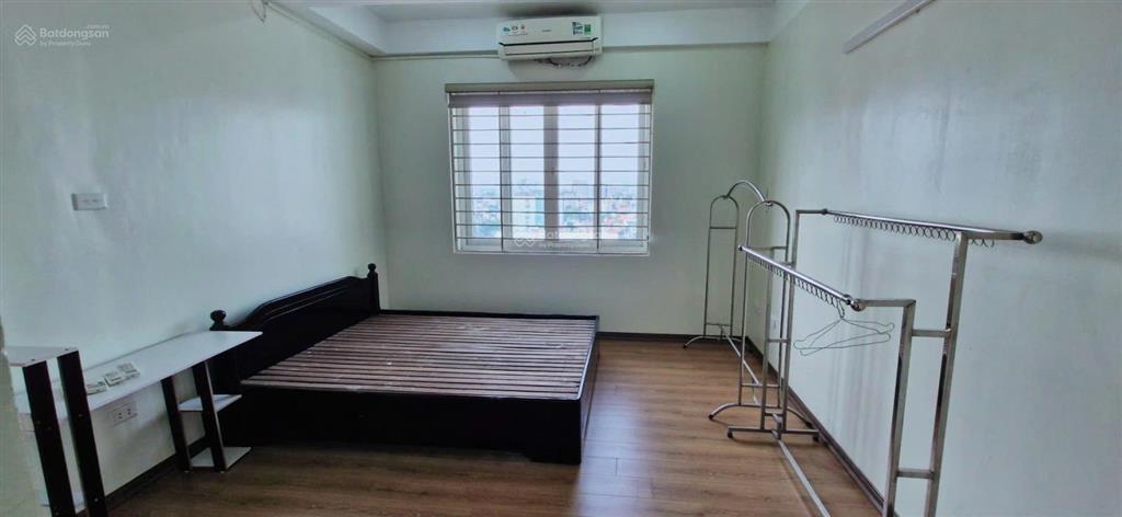 Bán cc 3pn 2wc tại số 46, ngõ 230 lạc trung, giá cực chất 7,35 tỷ, 103m2