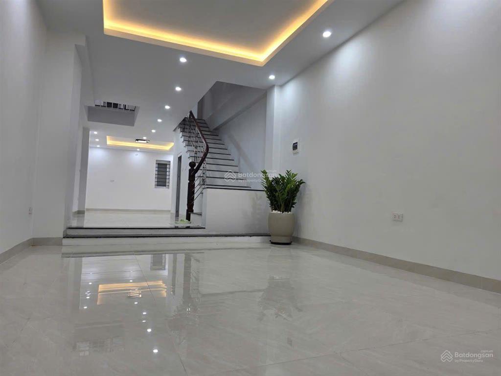 Bán nr 4pn, 4wc, 53m2 tại lê trọng tấn, khương mai, thanh xuân, 16,8 tỷ
