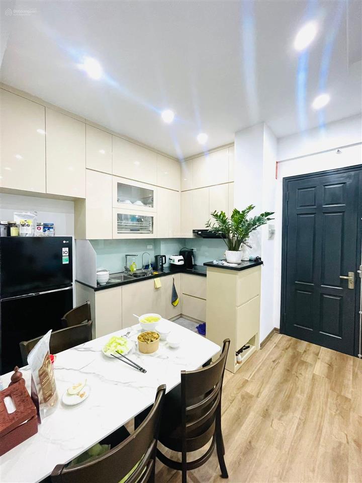 Bán gấp căn hộ chung cư 57m2 giá tốt ở trần quý kiên, dịch vọng, cầu giấy, hà nội