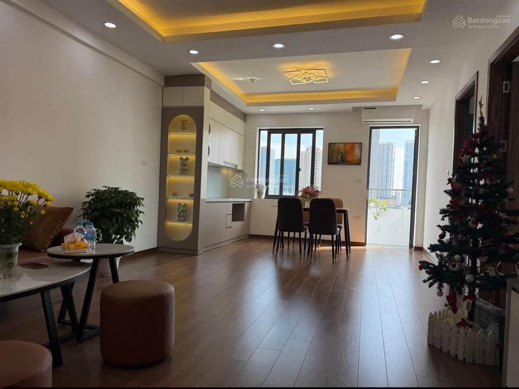 Bán căn hộ chung cư 70m2, 6,4 tỷ tại nguyễn chánh, dịch vọng, cầu giấy, hà nội