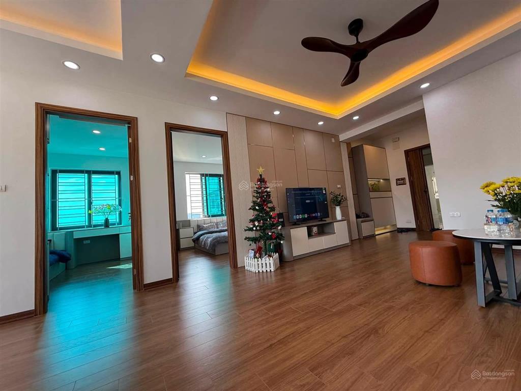 Bán căn hộ chung cư 70m2, 6,4 tỷ tại nguyễn chánh, dịch vọng, cầu giấy, hà nội