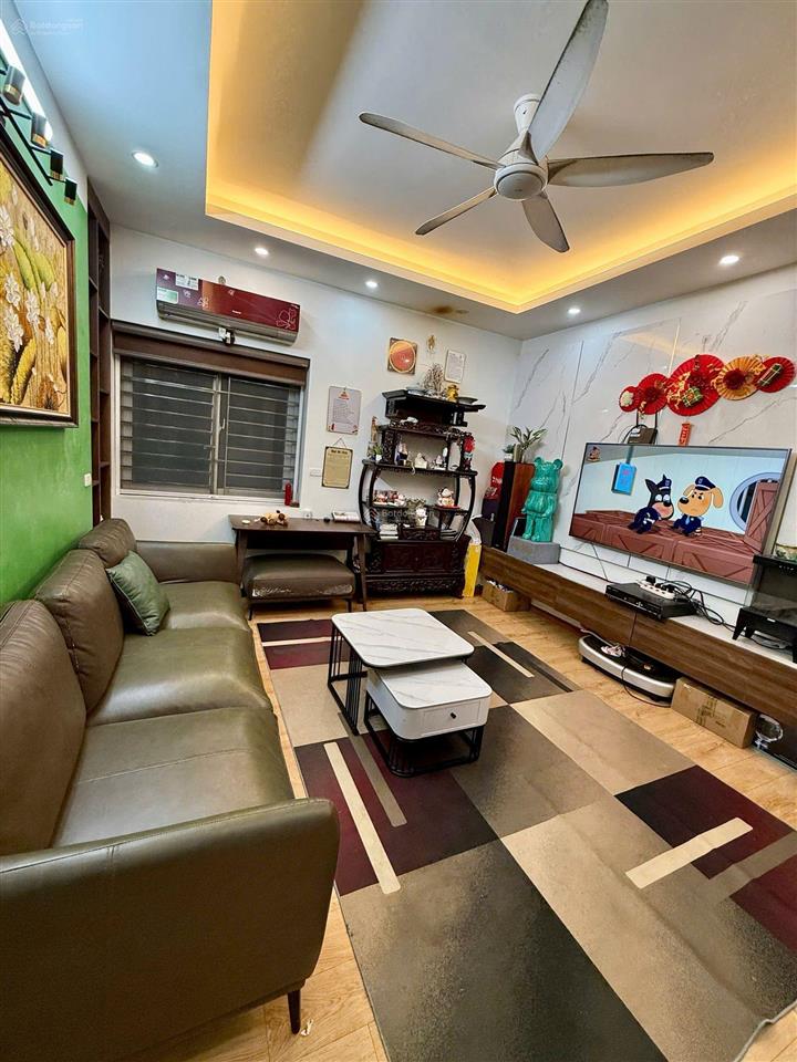 Bán cc 2pn, 2wc, 71m2 tại khu đô thị trung hòa  nhân chính, 7,6 tỷ vnd