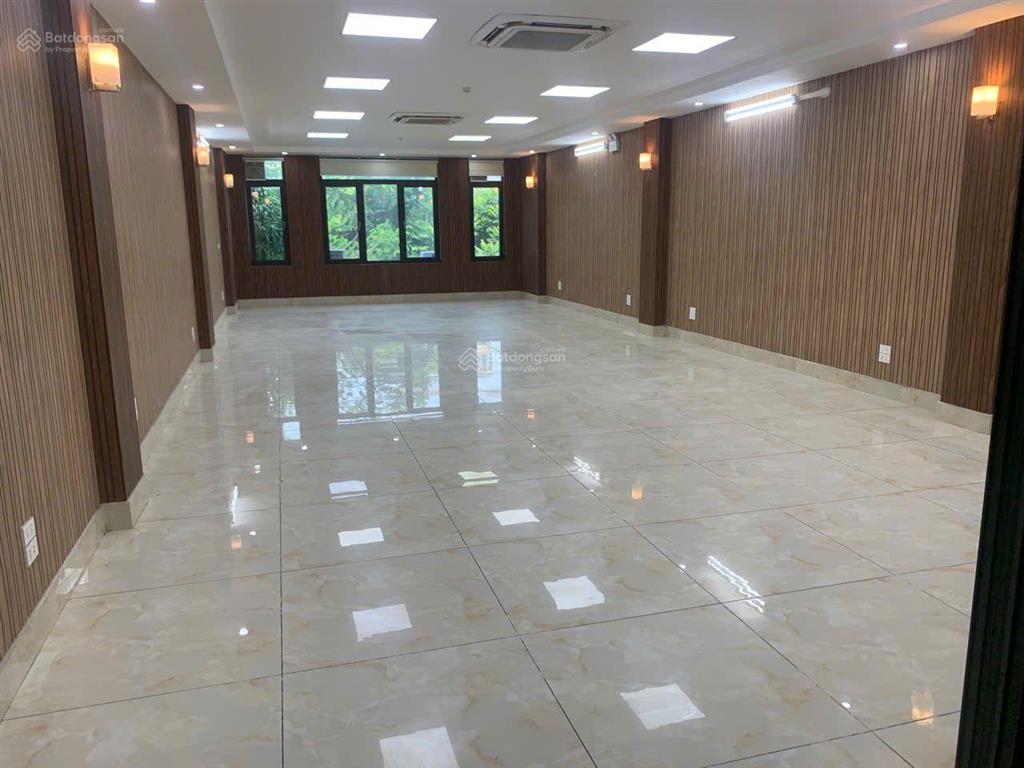 Cho thuê nhà mặt phố tại vũ tông phan, 130 triệu, 110m2, chính chủ uy tín