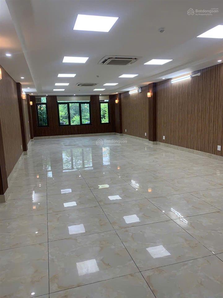 Cho thuê nhà mặt phố tại vũ tông phan, 130 triệu, 110m2, chính chủ uy tín