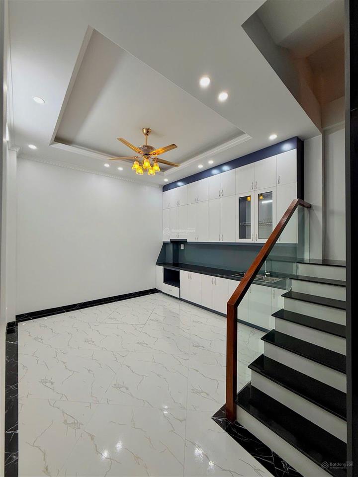 Bán tòa cc mini 51m2, 7pn, 4wc tại quan hoa, giá siêu hời 15,5 tỷ