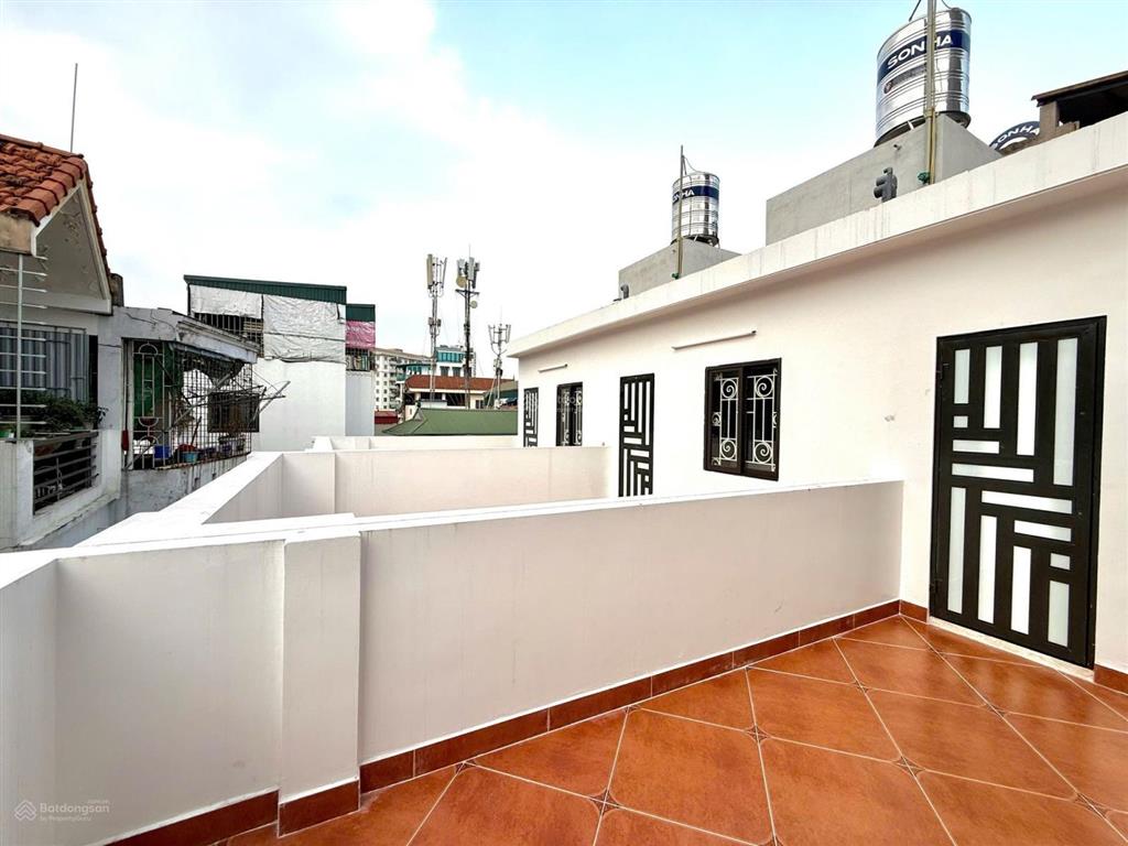 Bán tòa cc mini 51m2, 7pn, 4wc tại quan hoa, giá siêu hời 15,5 tỷ