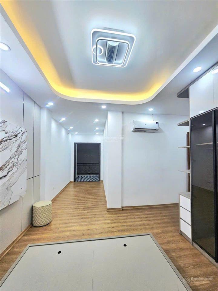 Bán nhà riêng giá siêu hời tại trần hữu tước, 11,3 tỷ, 38,5 m2, 3pn, 4wc