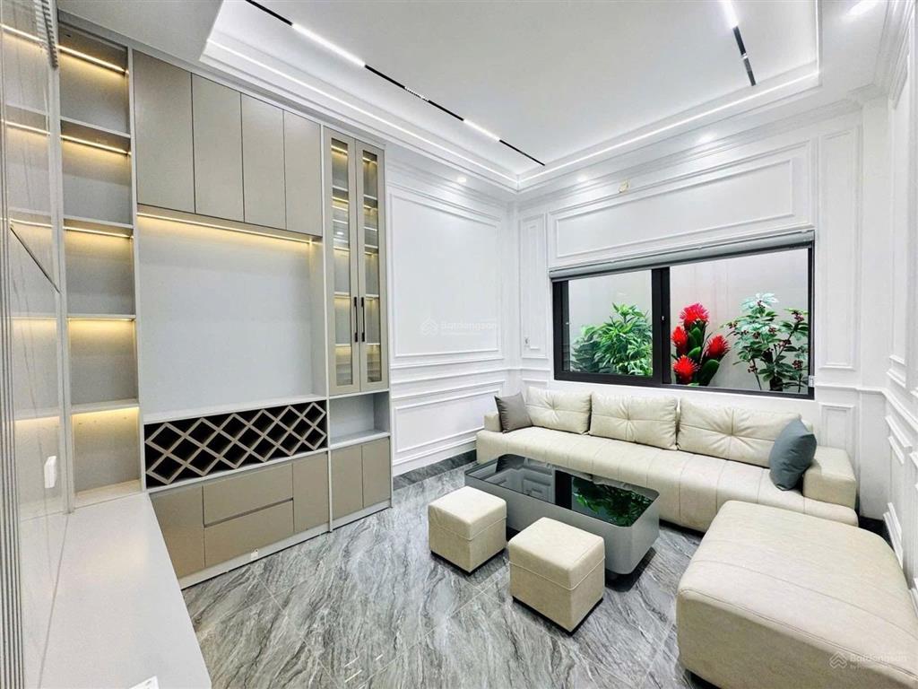 Cho thuê nhà riêng tại ô chợ dừa, 20 triệu, 50m2, 5pn, 4wc
