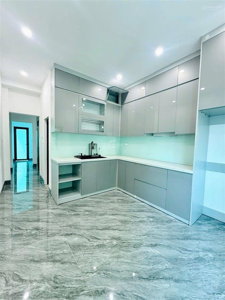 Cho thuê nhà riêng tại ô chợ dừa, 20 triệu, 50m2, 5pn, 4wc