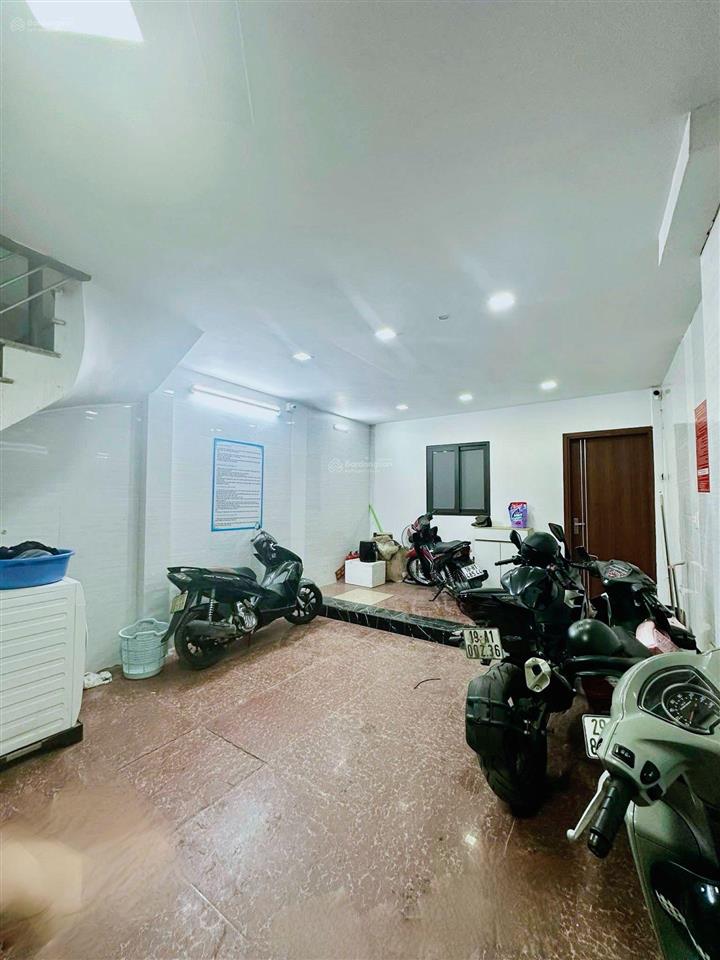 Cc mini 10pn, 6wc, 60m2 tại khương trung, q. thanh xuân, giá ưu đãi 15 tỷ vnd