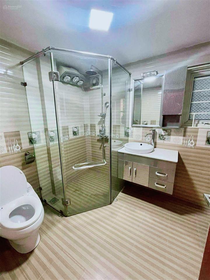 Cc mini 10pn, 6wc, 60m2 tại khương trung, q. thanh xuân, giá ưu đãi 15 tỷ vnd